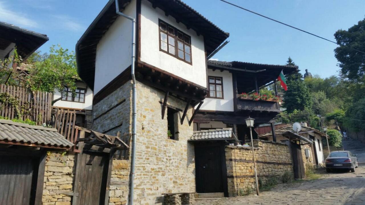 The Tinkov House In لوفتش المظهر الخارجي الصورة