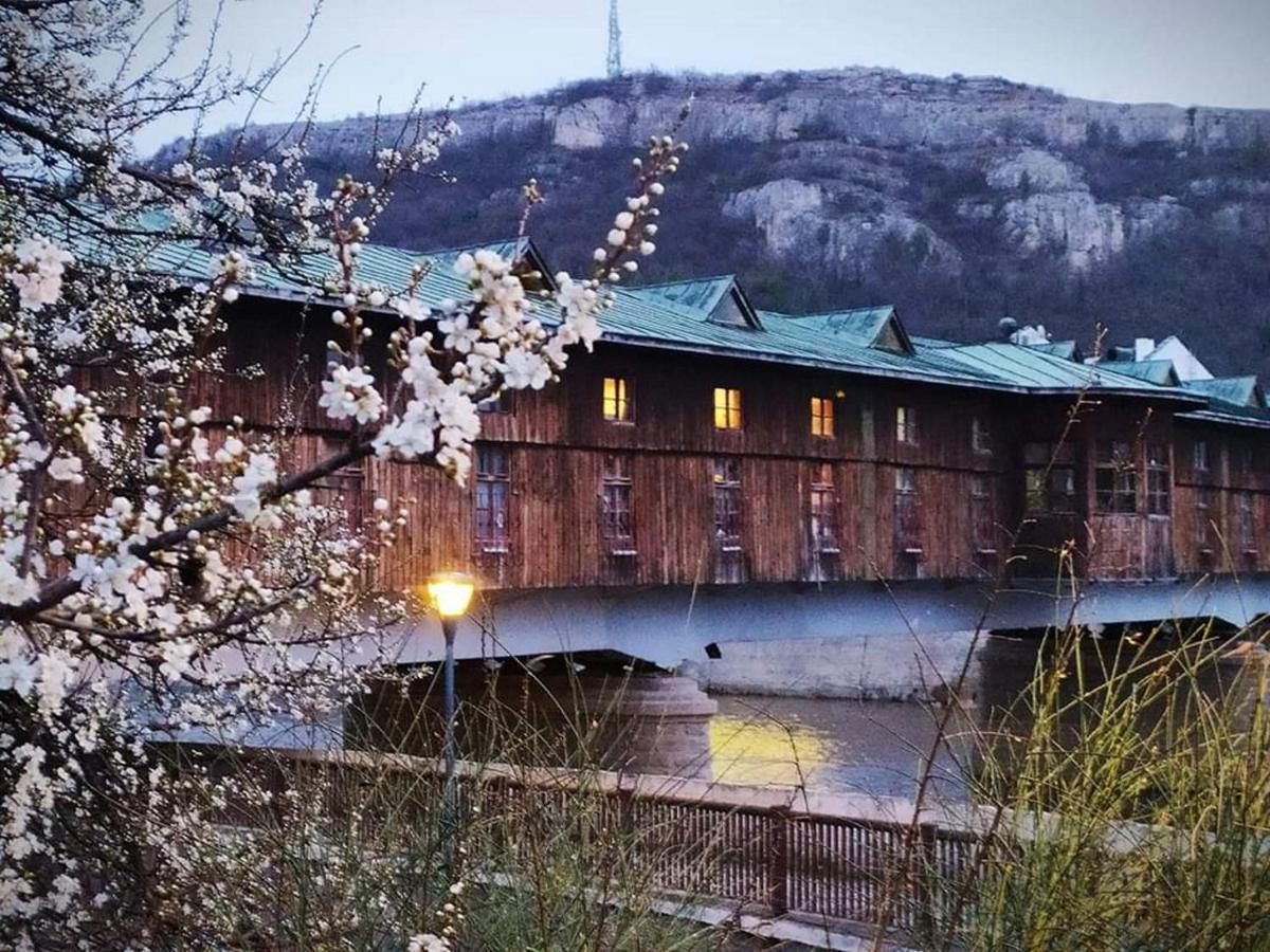 The Tinkov House In لوفتش المظهر الخارجي الصورة